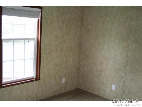 4316 Meadows Town Road Marshall, NC 28753 - Photo 20 of 23 Gallery Image 20