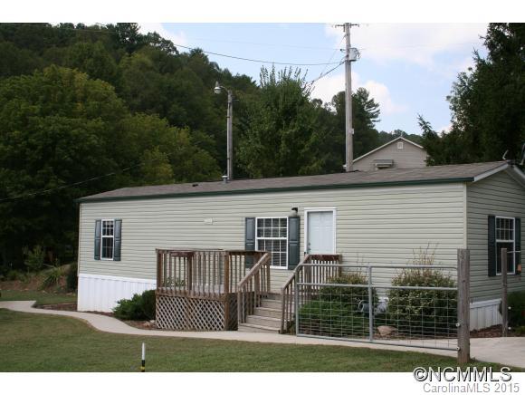 4316 Meadows Town Road Marshall, NC 28753 - Photo 4 of 23 Gallery Image 4