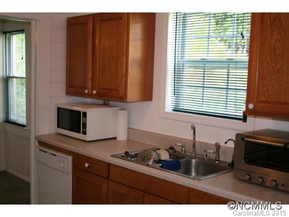 4316 Meadows Town Road Marshall, NC 28753 - Photo 7 of 23 Gallery Image 7