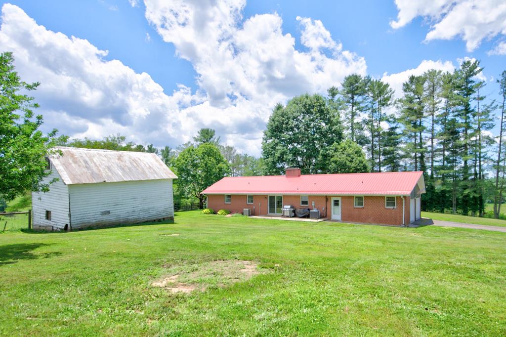 714 Justice Road Galax, VA 24333 - Photo 42 of 49 Gallery Image 42
