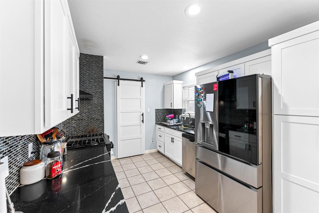 903 Power Road Georgetown, TX 78628 - Photo 9 of 27