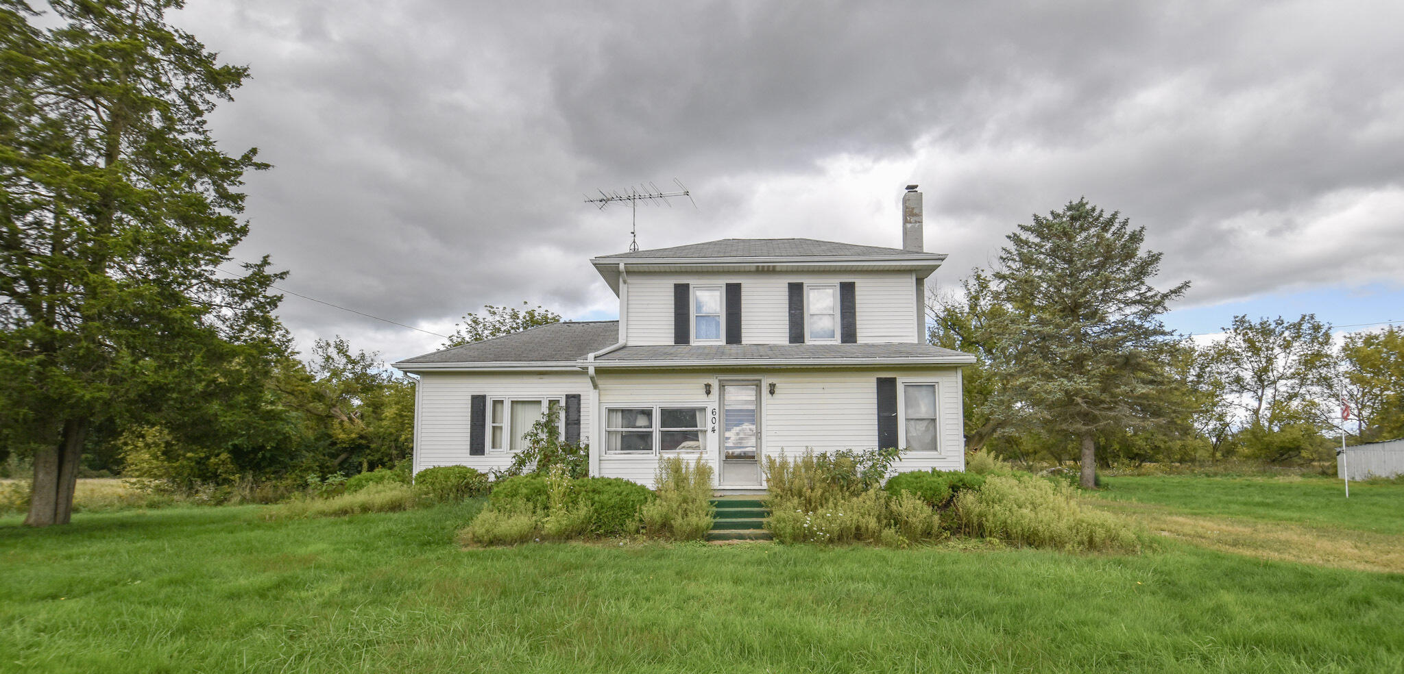 604 Bidwell Road Coldwater, MI 49036 - Photo 1 of 34 DSC_0345