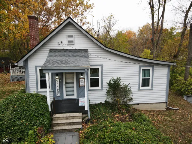 $300,000 | 479 South Avon Avenue, Avon, IN 46123