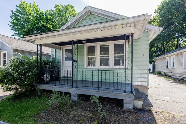 $149,900 | 6 Sauer Place, Rochester, NY 14620