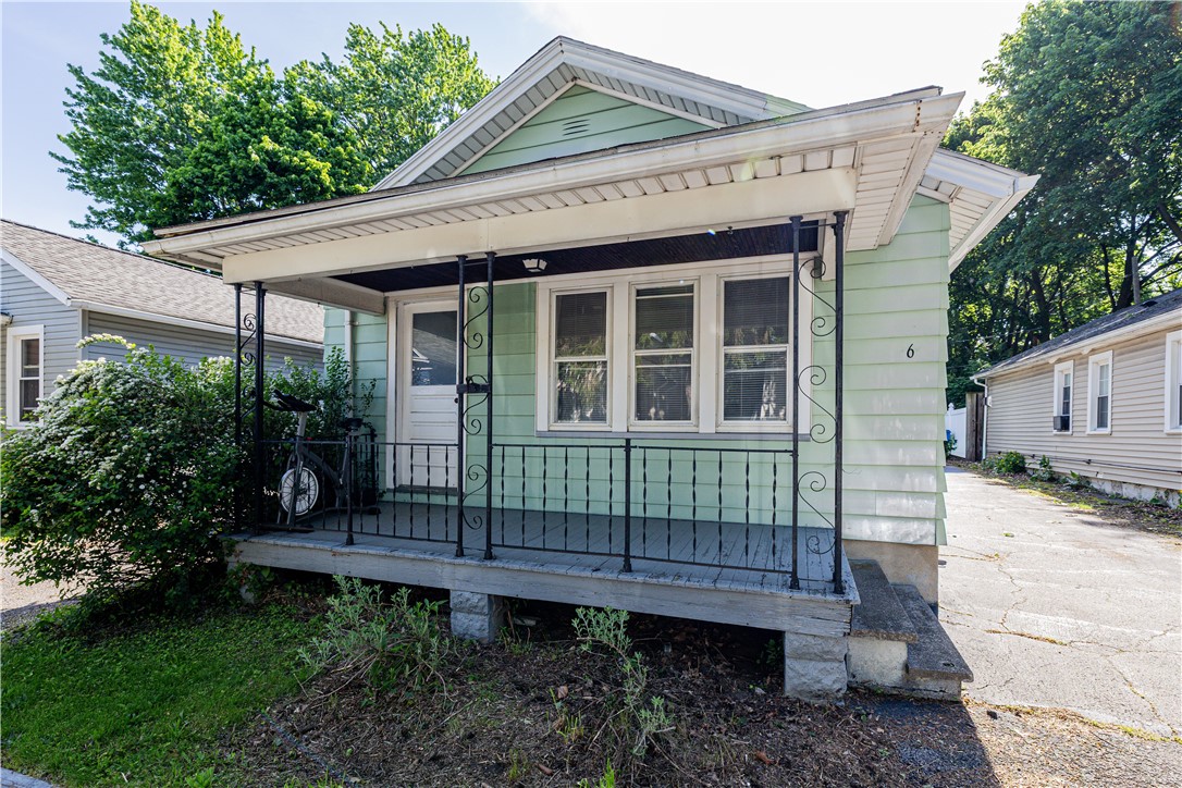 6 Sauer Place Rochester, NY 14620 - Photo 1 of 16