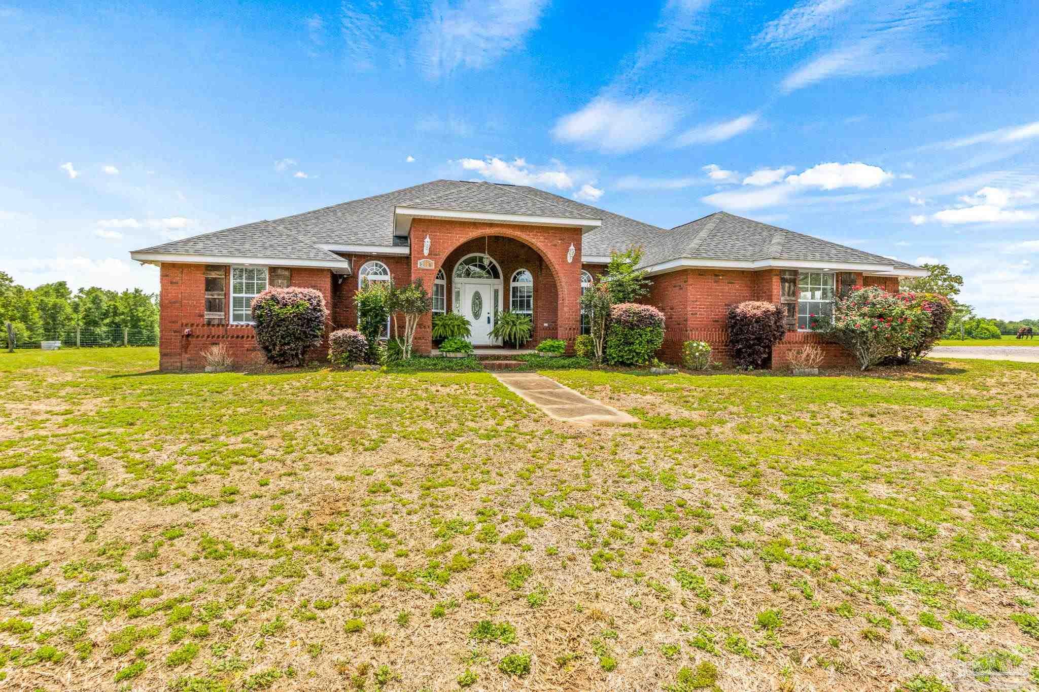 2175 Wallace Lake Road Pace, FL 32571 - Photo 2 of 2