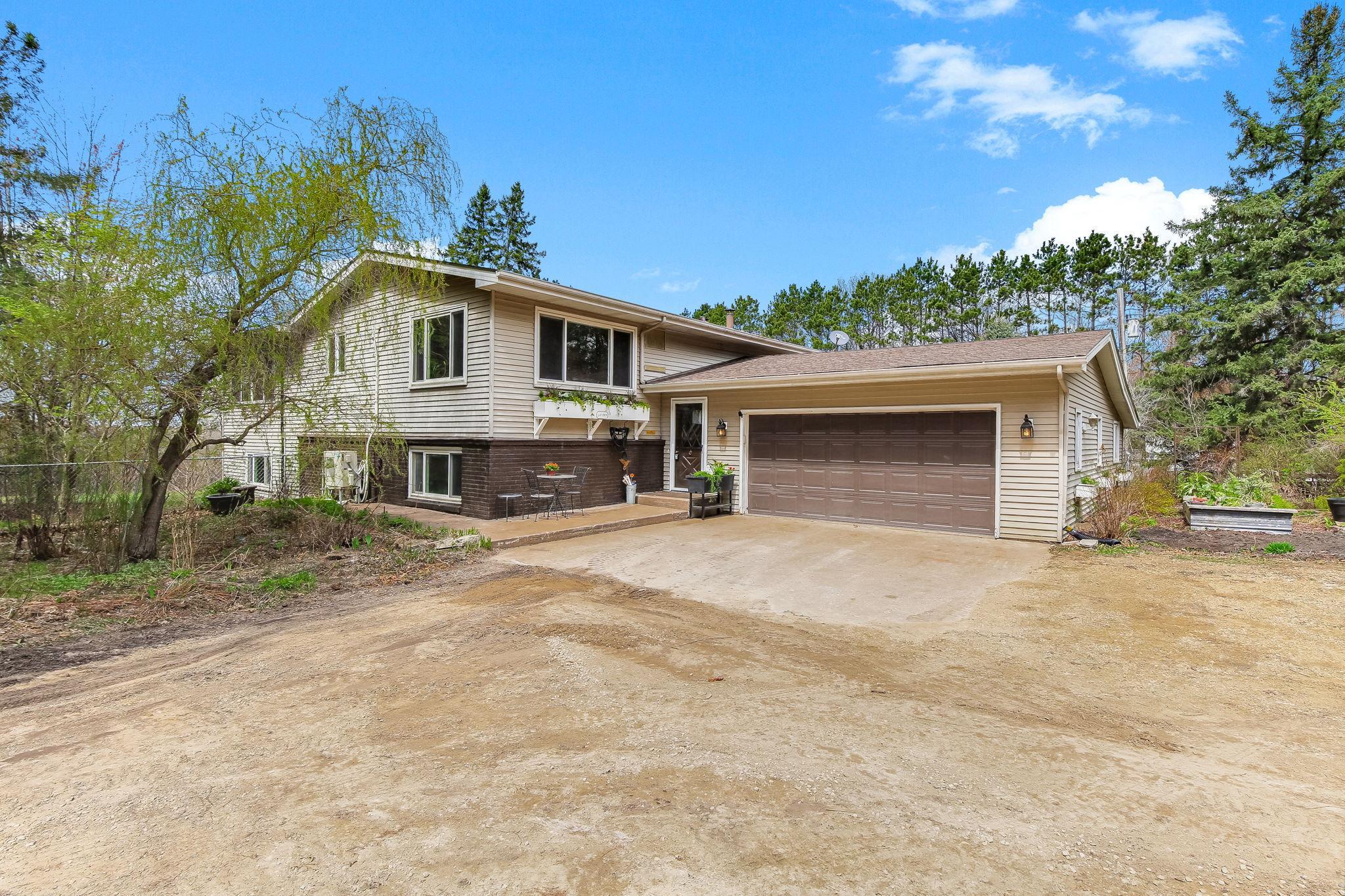 29928 Hemingway Avenue Stacy, MN 55079 - Photo 1 of 57