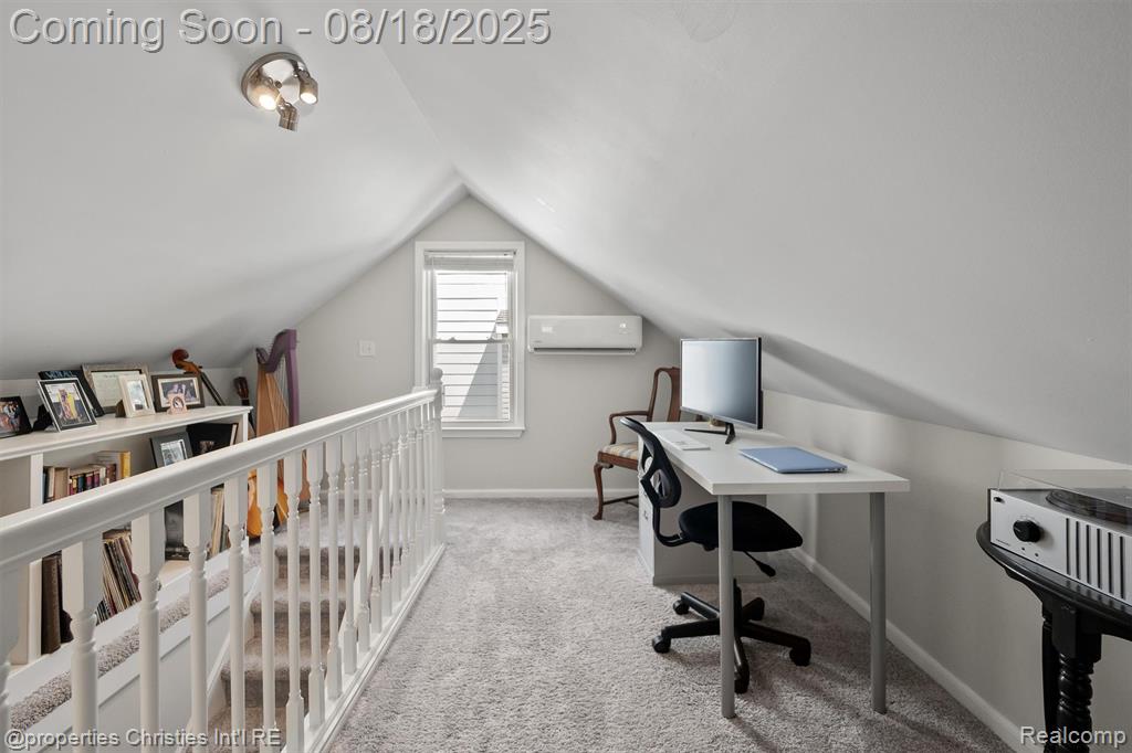 1652 Taunton Road Birmingham, MI 48009 - Photo 18 of 33 Gallery Image 18