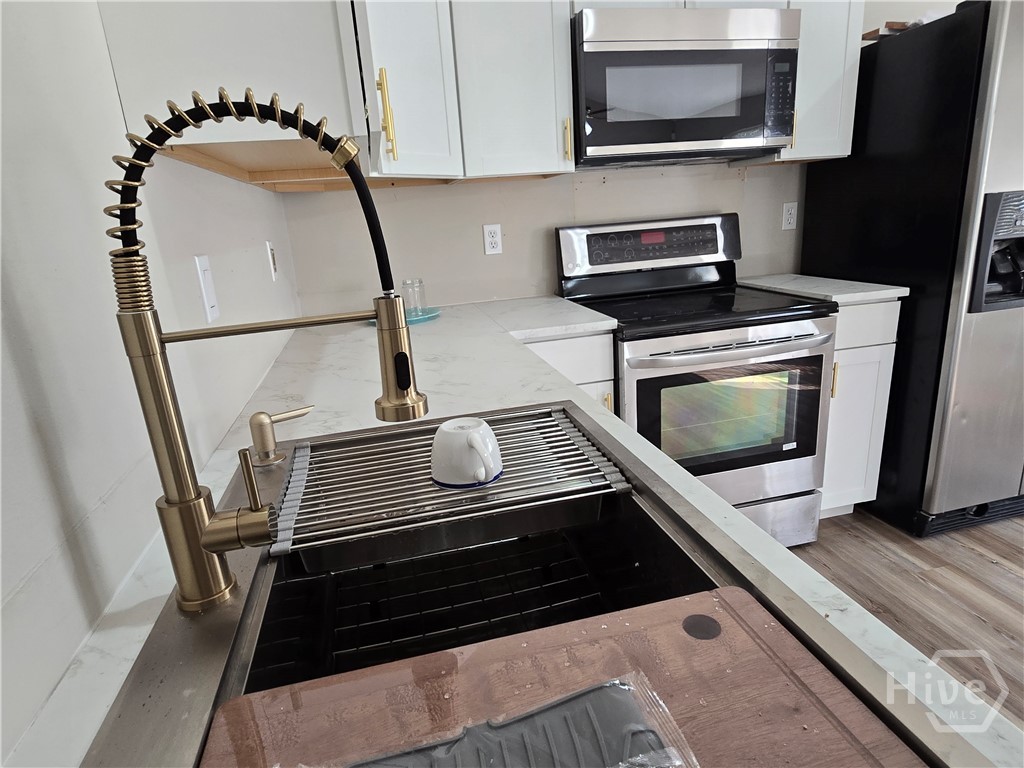 7308 Garfield Street Savannah, GA 31406 - Photo 2 of 25