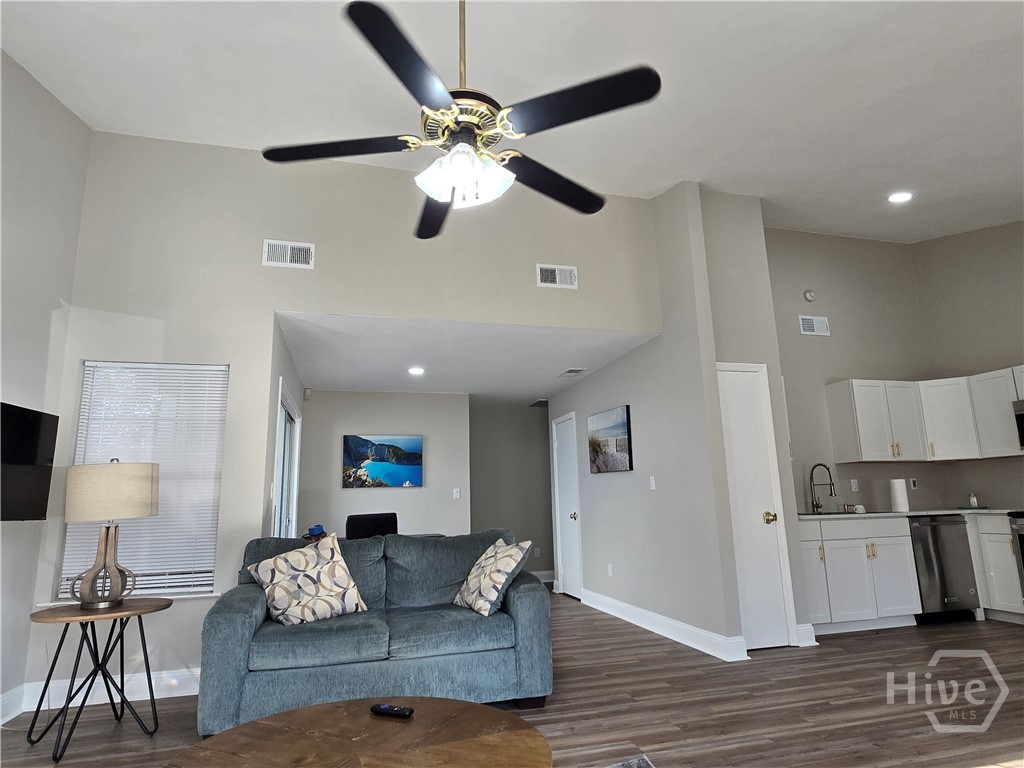 7308 Garfield Street Savannah, GA 31406 - Photo 7 of 26