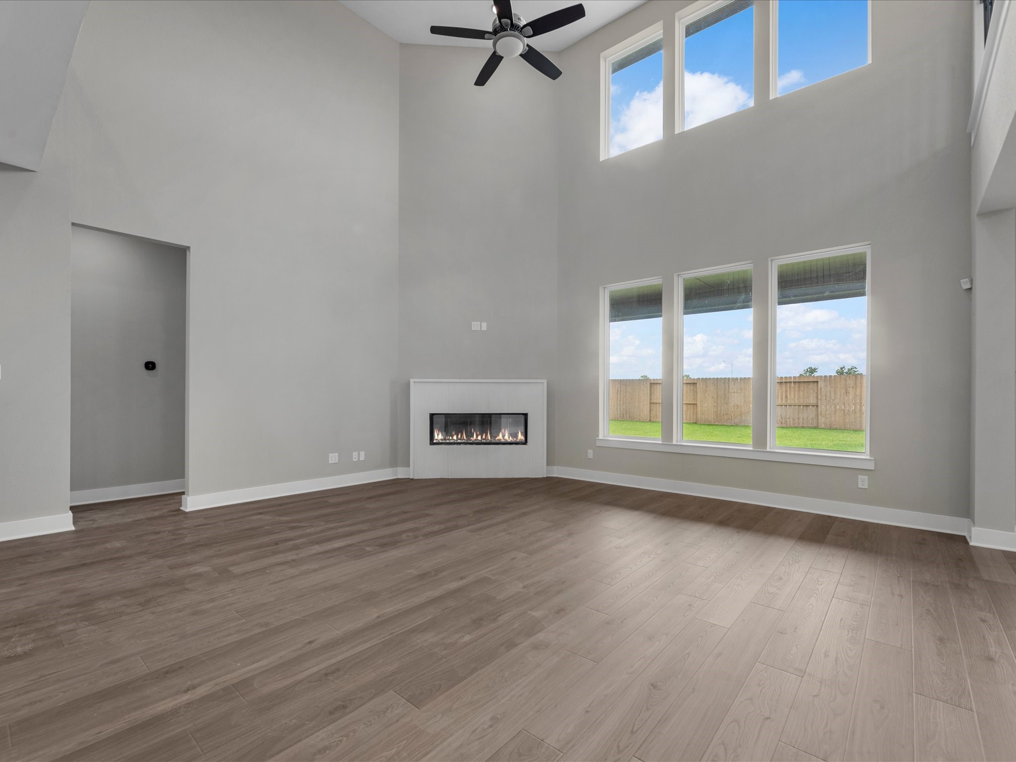 2715 Crown Rdg Drive Rosharon, TX 77583 - Photo 7 of 42