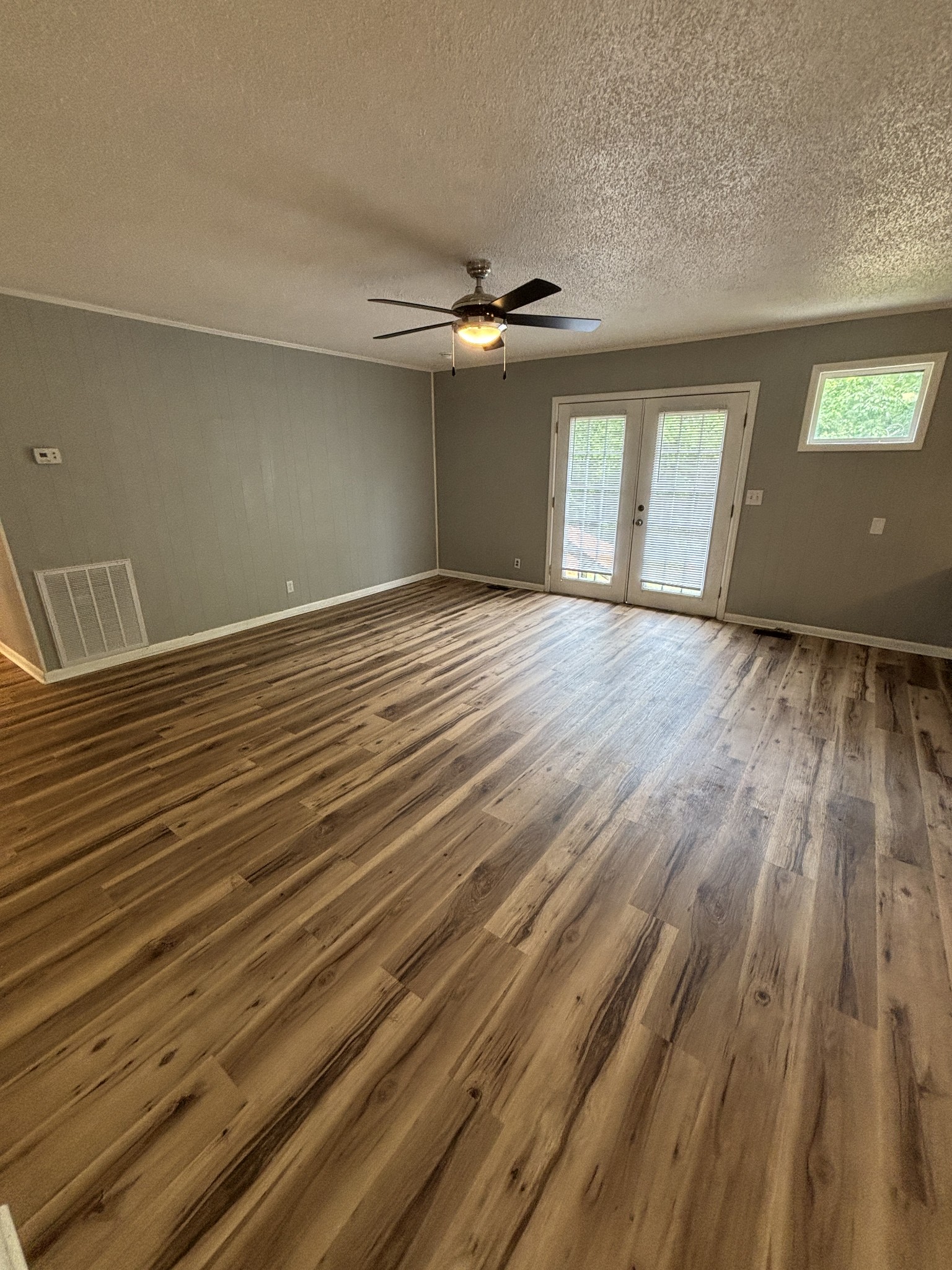 143 Roy Webb Road McMinnville, TN 37110 - Photo 2 of 16