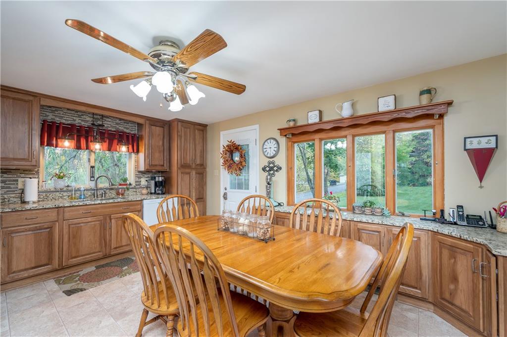 240 Manor Road Wexford, PA 15090 - Photo 5 of 21