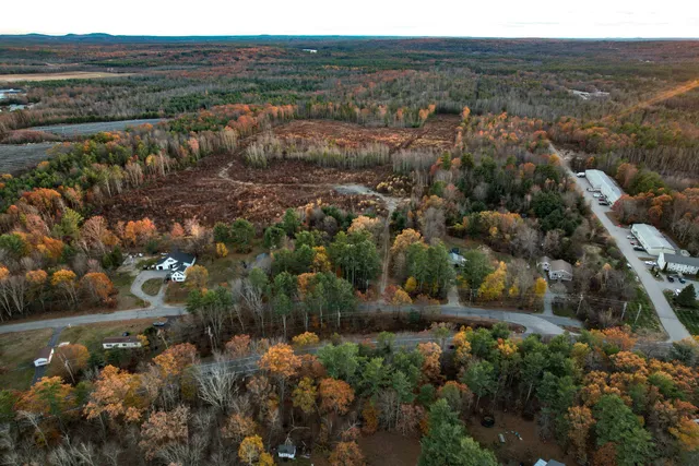 $495,000 | 17 Airport Road, Sanford, ME 04073