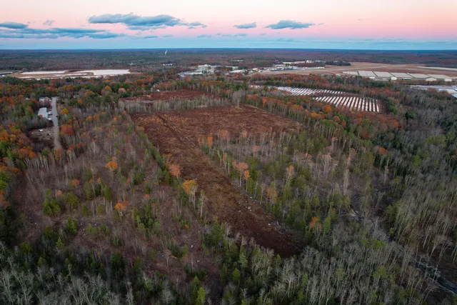 $495,000 | 17 Airport Road, Sanford, ME 04073