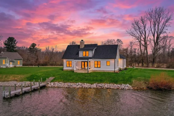 $800,000 | 11725 McMurray Way, Thornville, OH 43076
