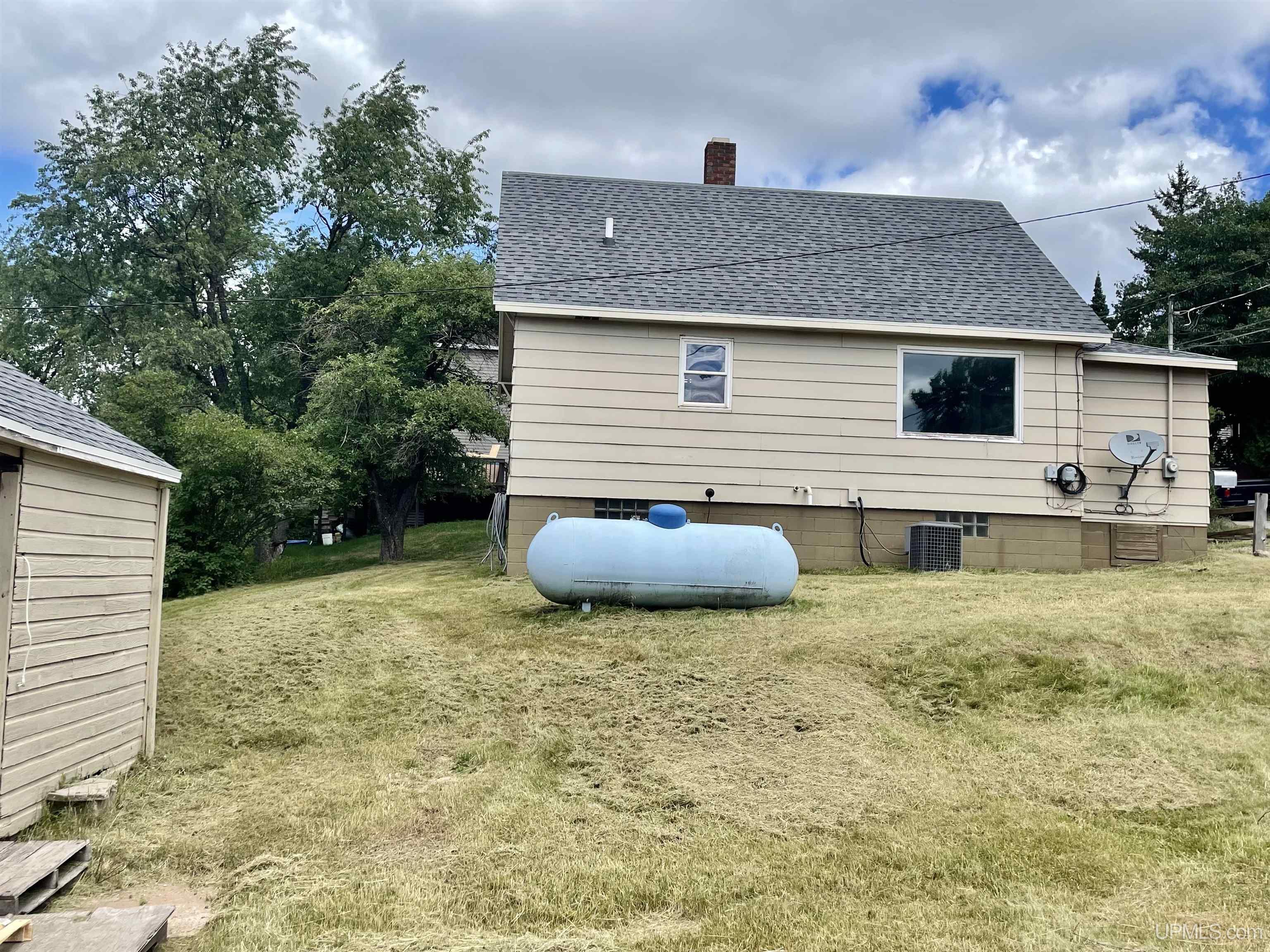 104 Carlson Road Negaunee, MI 49866 - Photo 3 of 30 Gallery Image 3