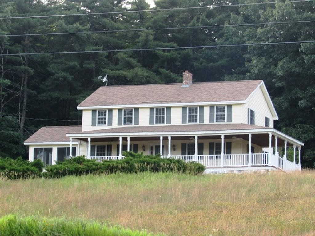 100 Moose Mountain Road Brookfield, NH 03872 - Photo 2 of 23