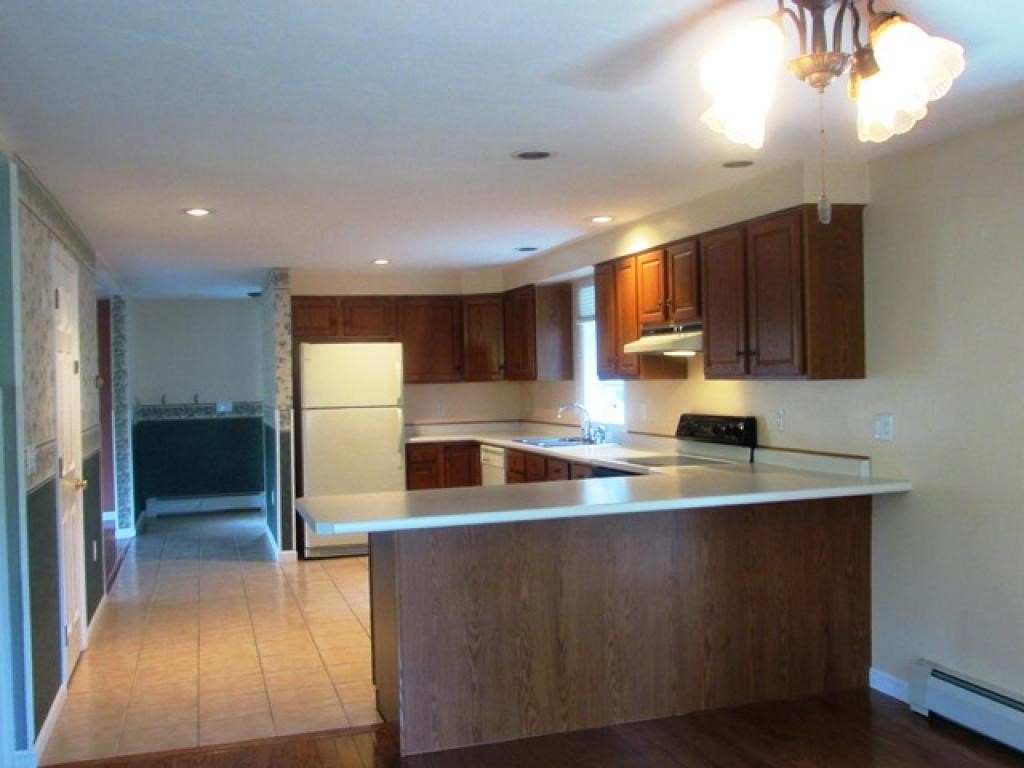 100 Moose Mountain Road Brookfield, NH 03872 - Photo 6 of 23
