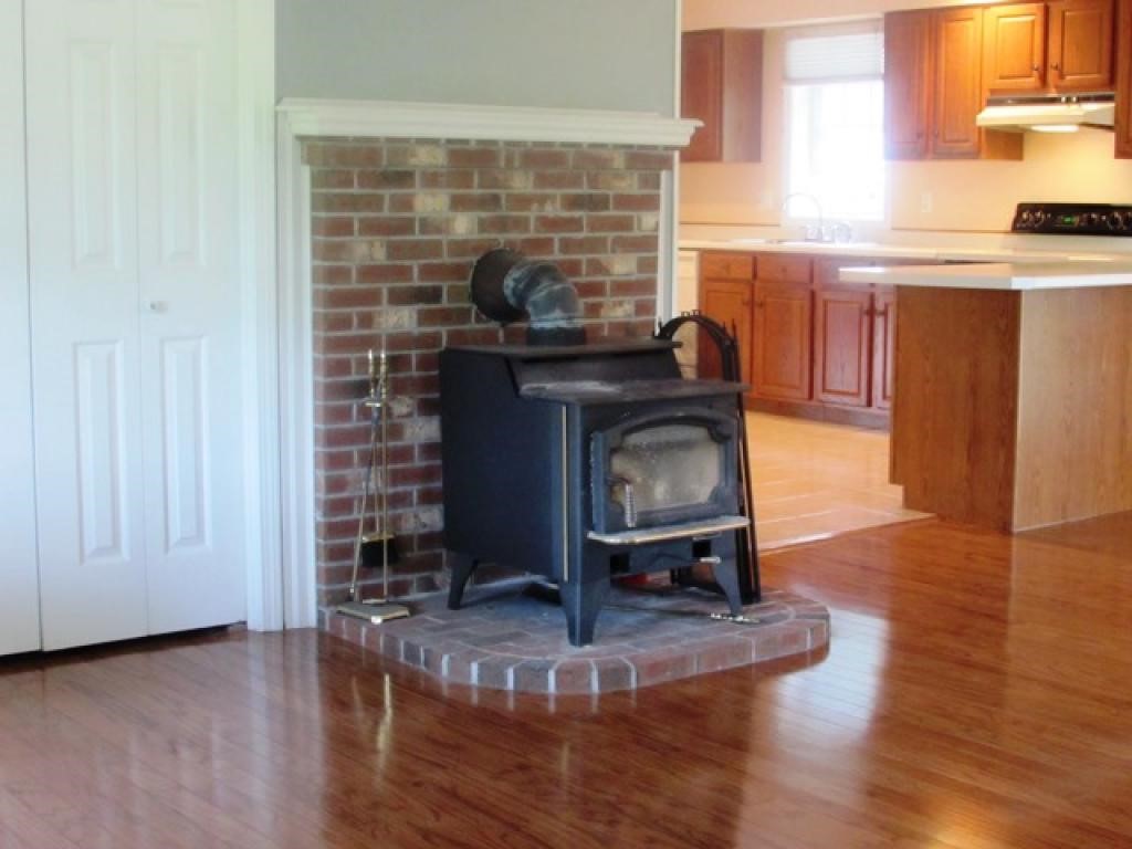 100 Moose Mountain Road Brookfield, NH 03872 - Photo 8 of 23