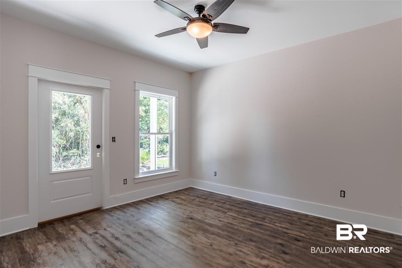 5254 Florida Avenue Orange Beach, AL 36561 - Photo 16 of 21 Guest Bed 1