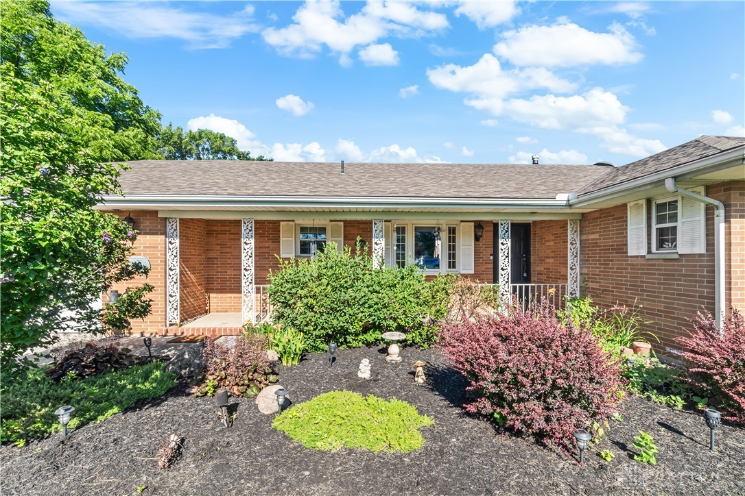 1209 South Heincke Road Miamisburg, OH 45342 - Photo 5 of 48
