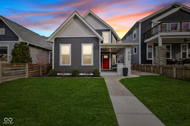 $489,900 | 909 Dawson Street, Indianapolis, IN 46203