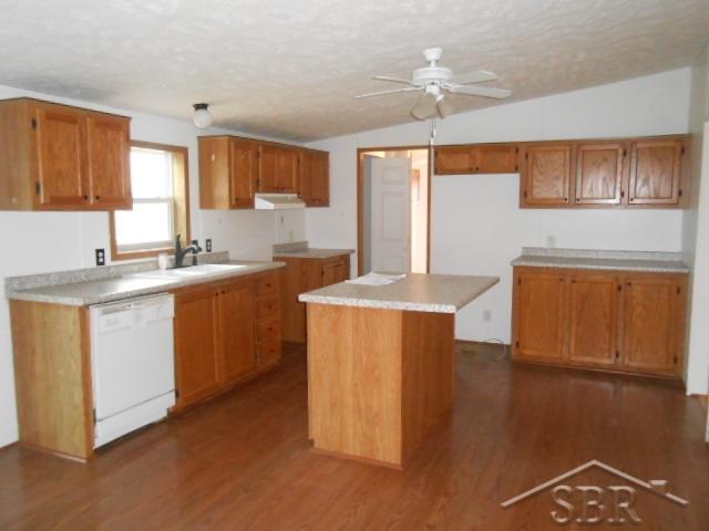 17845 Doyle Road Hemlock, MI 48626 - Photo 2 of 24 31306464-1.JPG