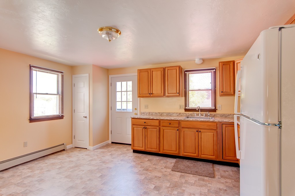 119 Vale Street Worcester, MA 01604 - Photo 12 of 18 Gallery Image 12