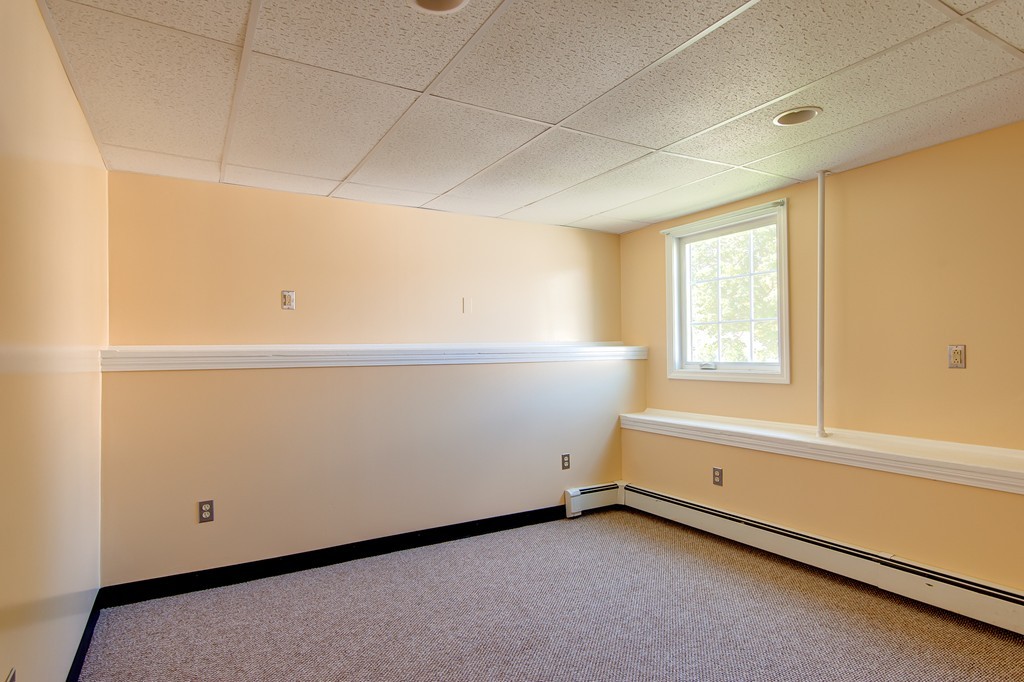 119 Vale Street Worcester, MA 01604 - Photo 16 of 18 Gallery Image 16