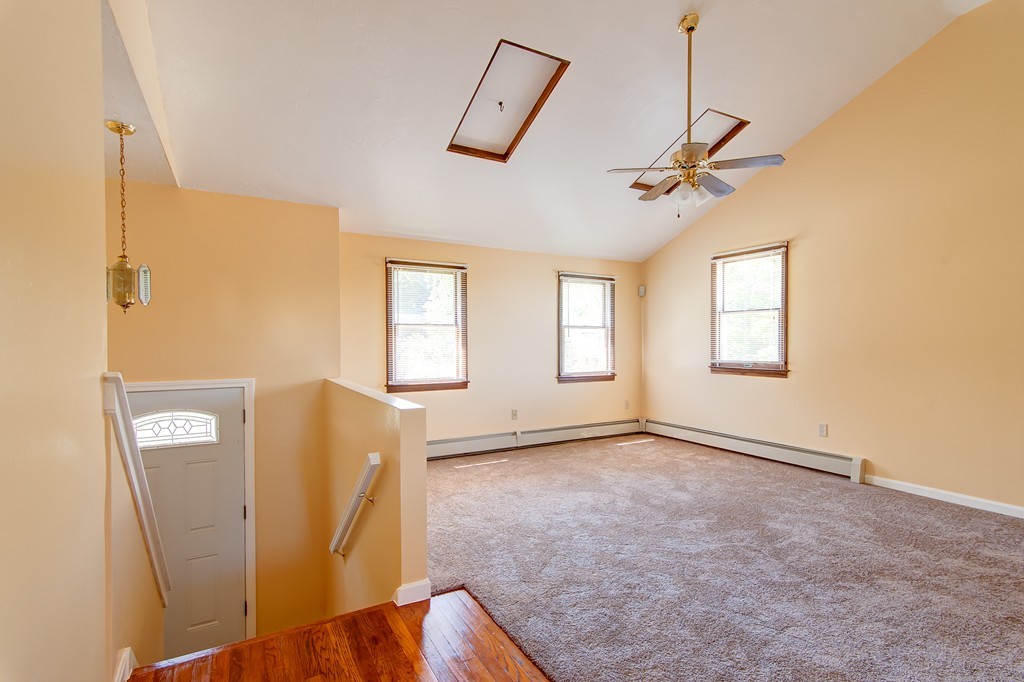 119 Vale Street Worcester, MA 01604 - Photo 9 of 18 Gallery Image 9