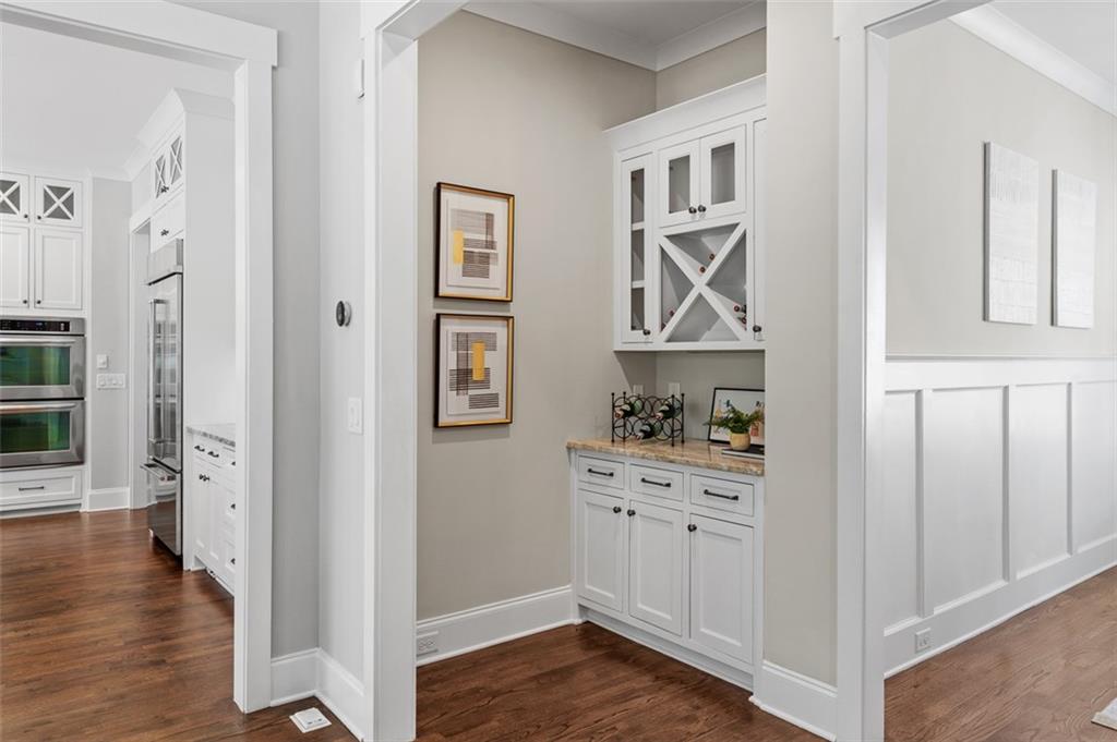 2736 Pangborn Road Decatur, GA 30033 - Photo 12 of 61