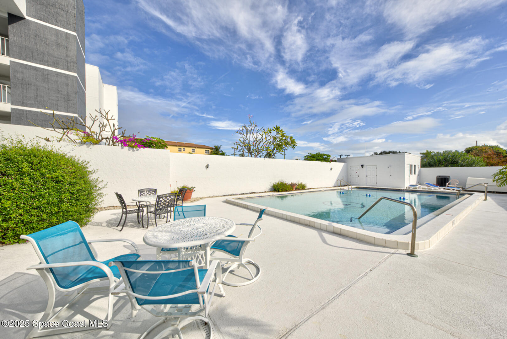 190 Seminole Lane, Unit 503 Cocoa Beach, FL 32931 - Photo 30 of 31 Seminole Landings pool