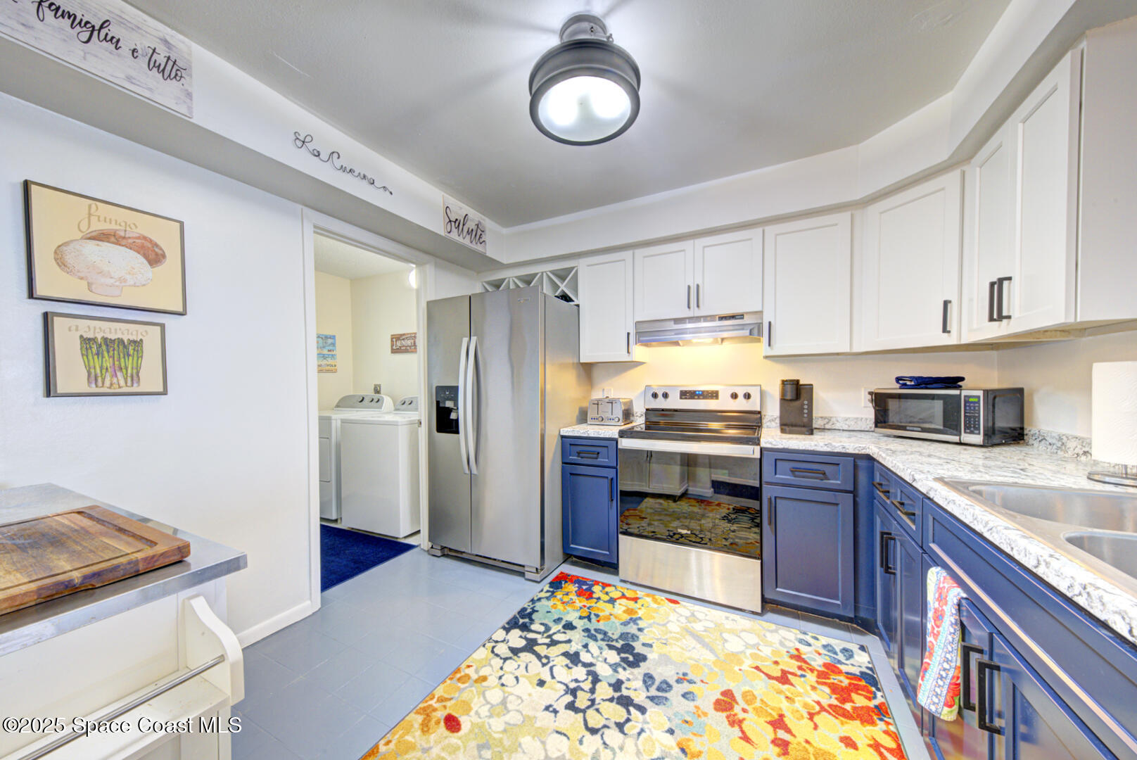 190 Seminole Lane, Unit 503 Cocoa Beach, FL 32931 - Photo 5 of 31 kitchen