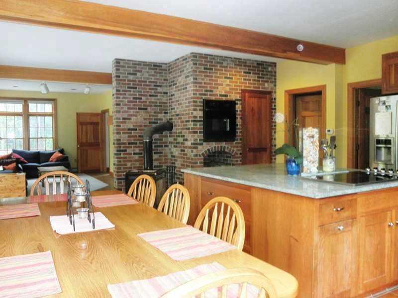 11 Village View Road Standish, ME 04084 - Photo 13 of 32 Kitchen.