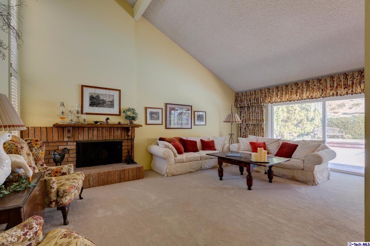 3011 Hopeton Road La Crescenta, CA 91214 - Photo 5 of 21 Additional Photo