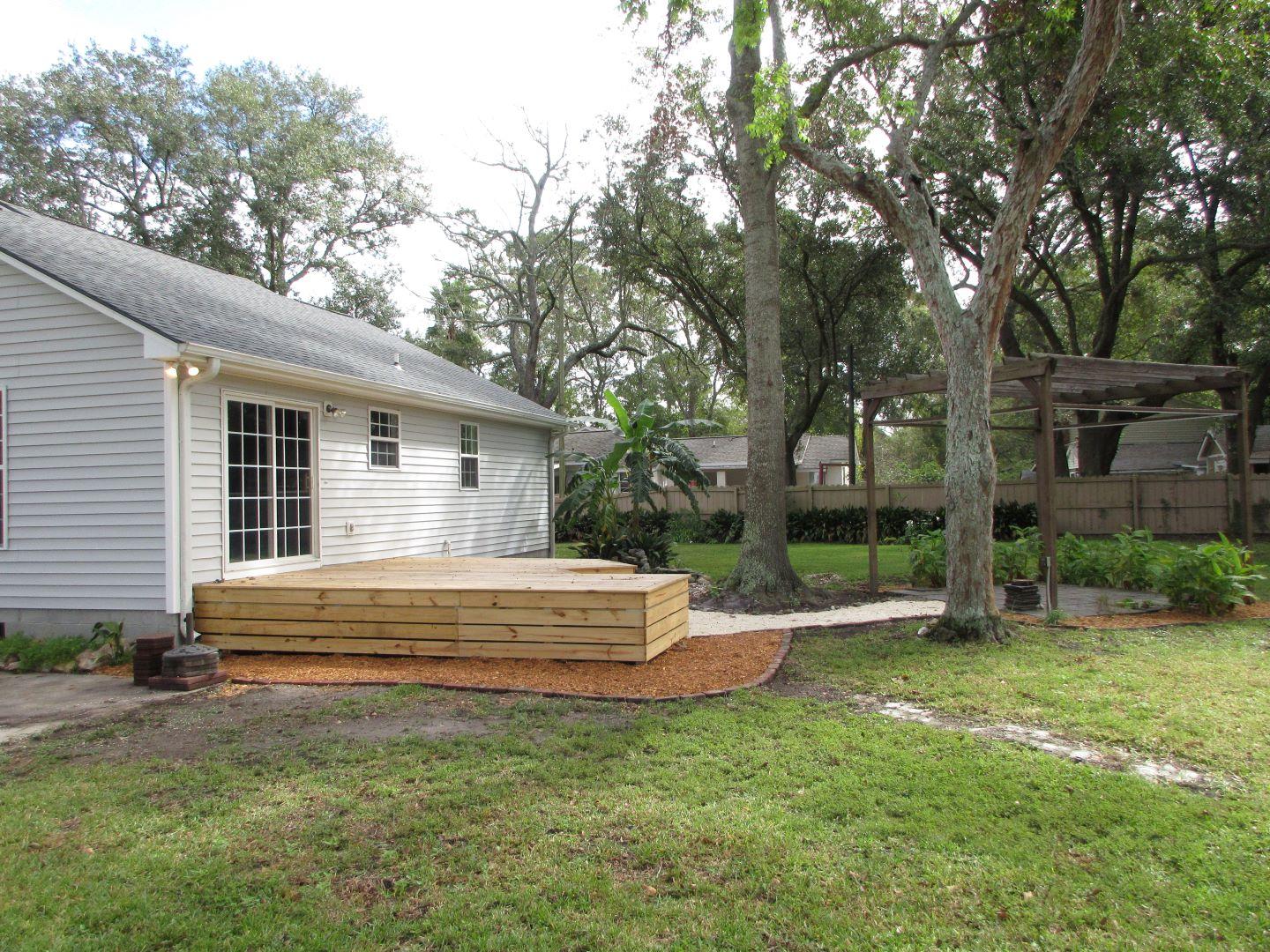 1533 Rainbow Road Charleston, SC 29412 - Photo 14 of 16 14-Rear