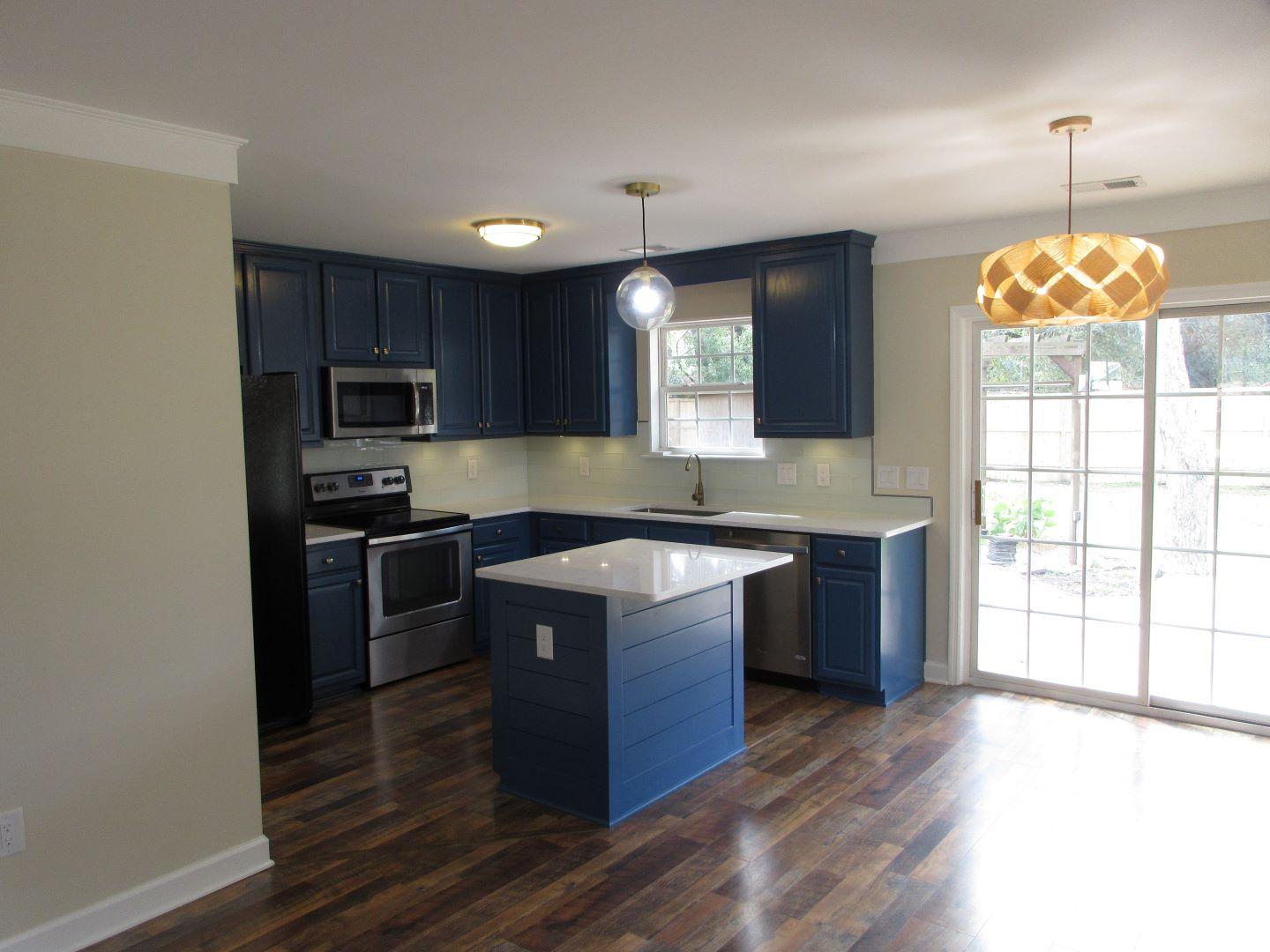 1533 Rainbow Road Charleston, SC 29412 - Photo 5 of 16 5-Dining-Kitchen