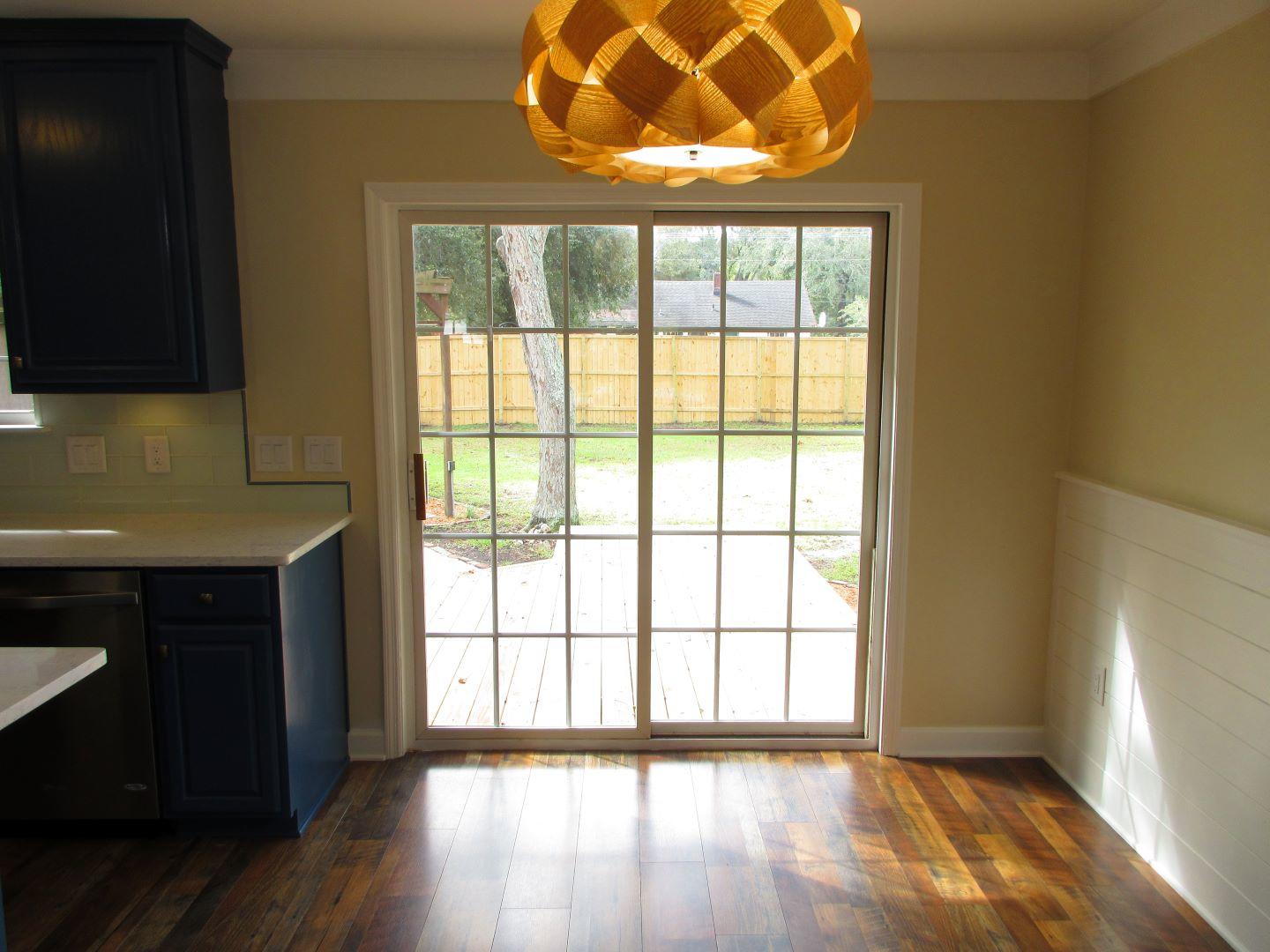 1533 Rainbow Road Charleston, SC 29412 - Photo 6 of 16 6-Dining-Rear Deck