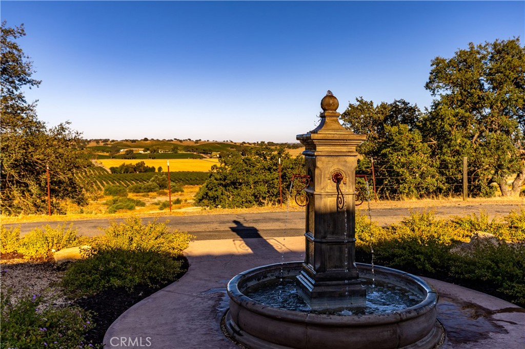 7485 Monterey Road Paso Robles, CA 93446 - Photo 4 of 51 Gallery Image 4