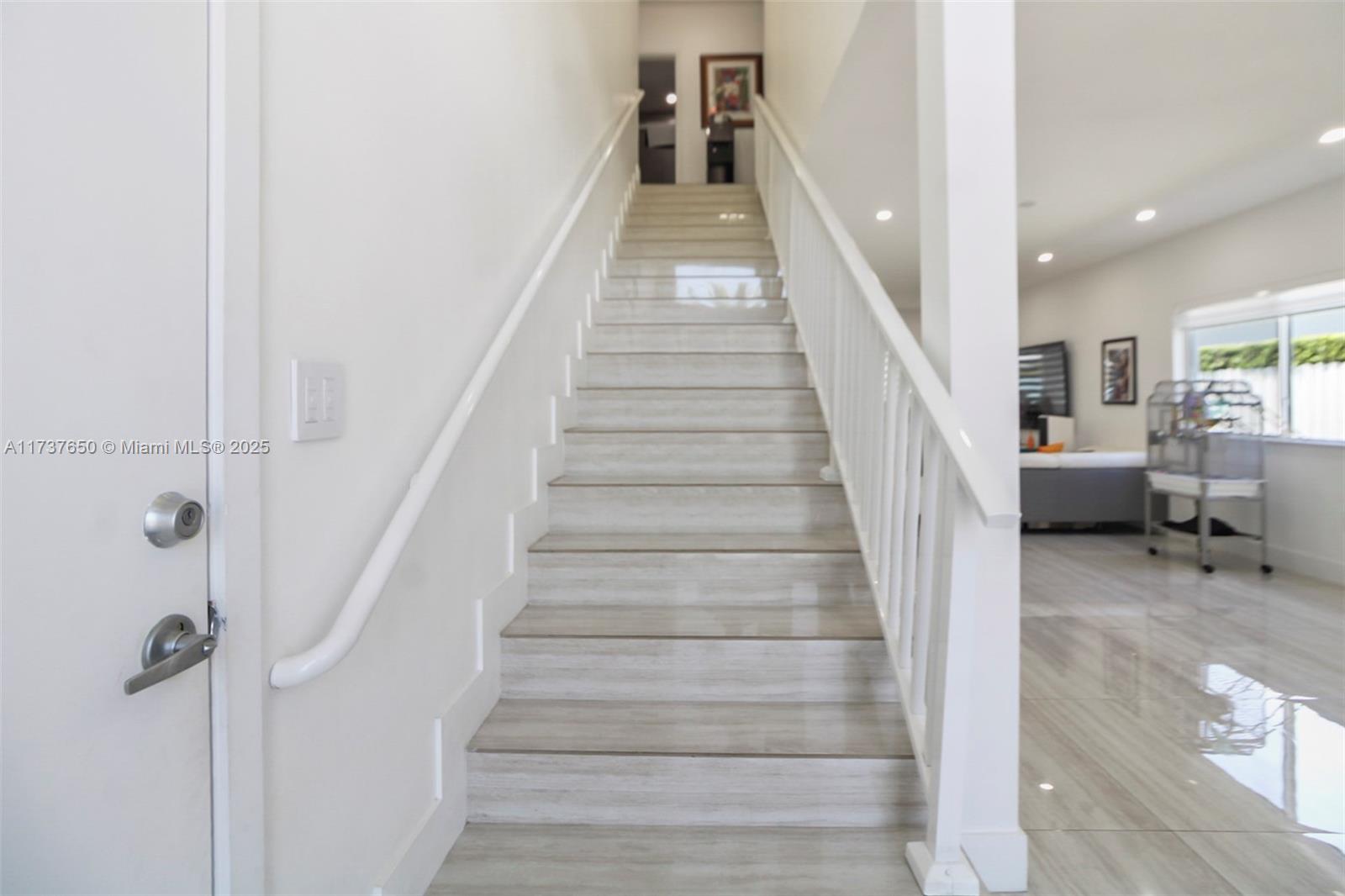 10290 Southwest 7th Terrace Sweetwater, FL 33174 - Photo 20 of 58 a view of entryway and hall