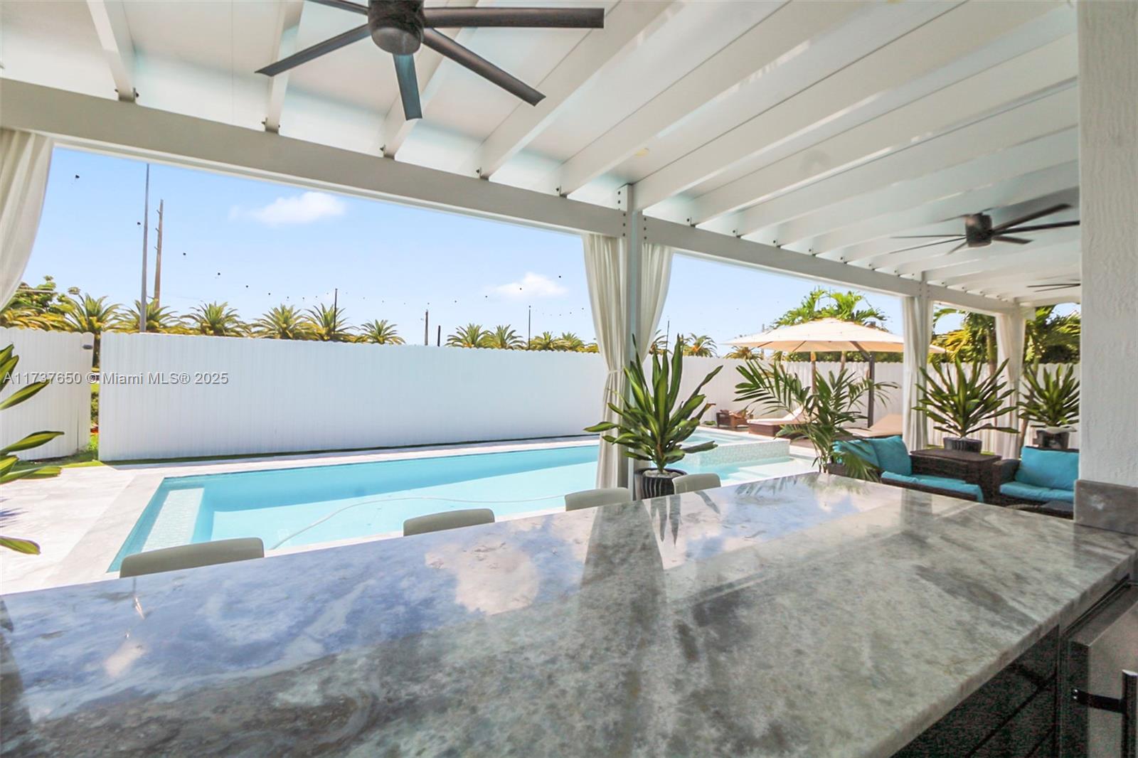 10290 Southwest 7th Terrace Sweetwater, FL 33174 - Photo 36 of 58