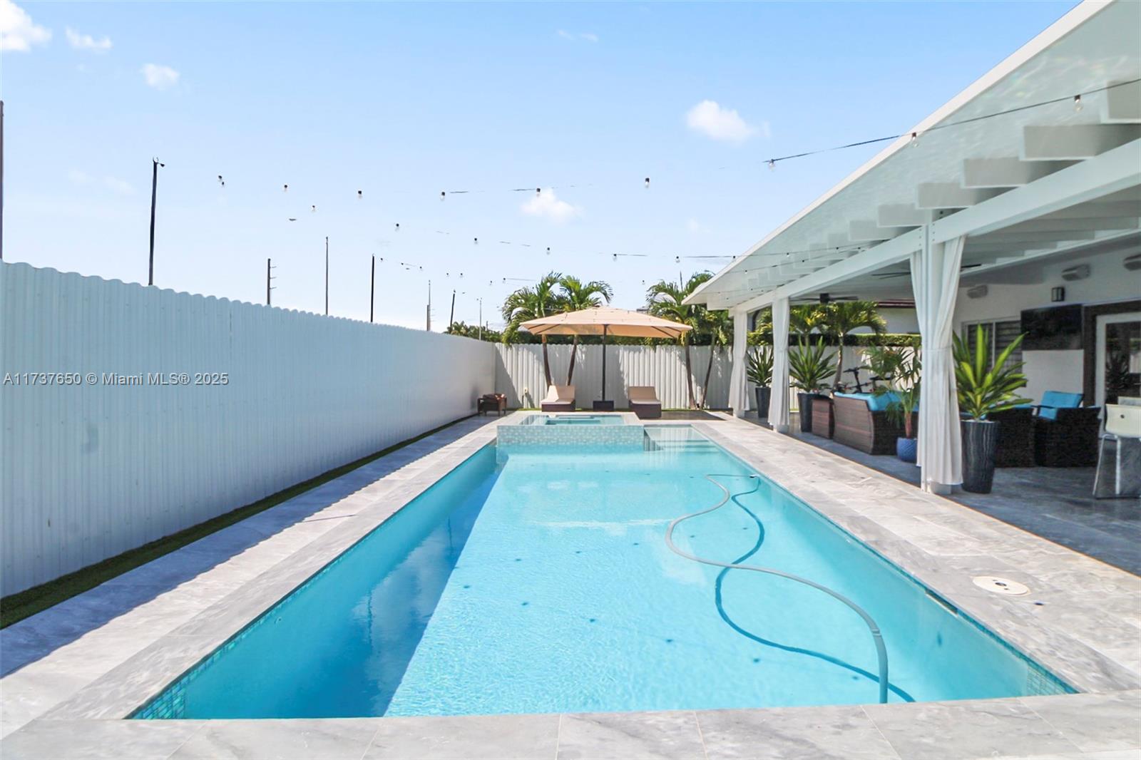 10290 Southwest 7th Terrace Sweetwater, FL 33174 - Photo 38 of 58