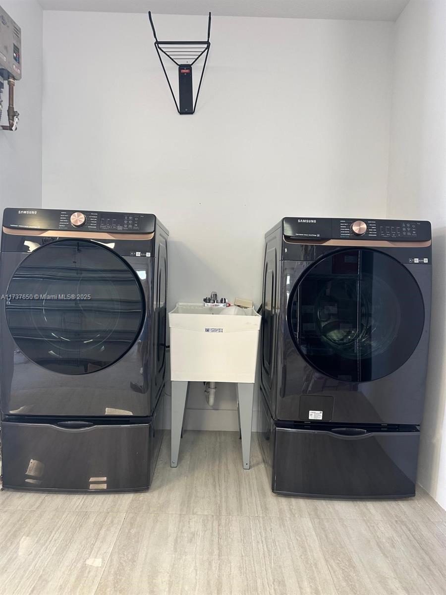 10290 Southwest 7th Terrace Sweetwater, FL 33174 - Photo 56 of 58