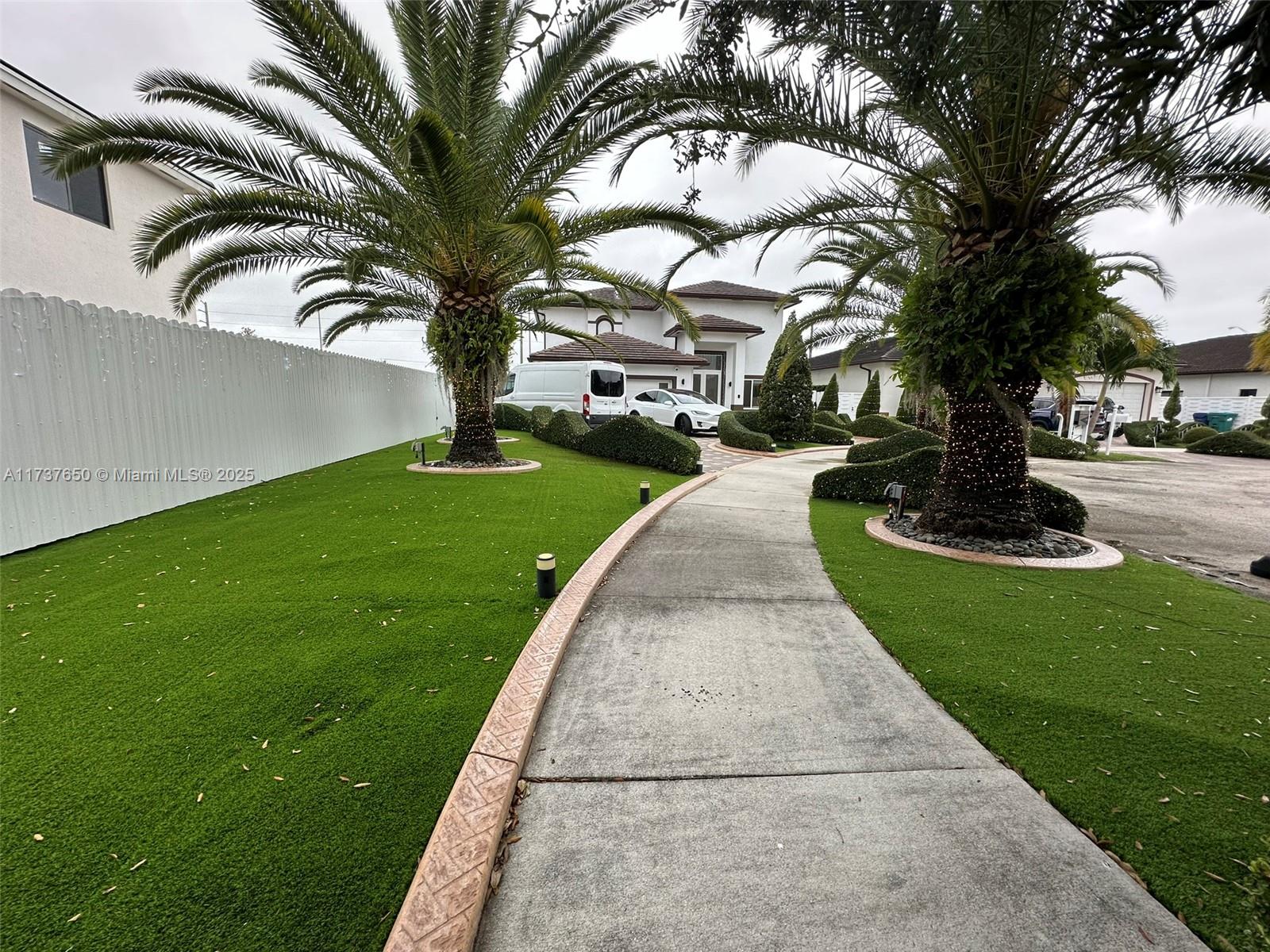 10290 Southwest 7th Terrace Sweetwater, FL 33174 - Photo 9 of 58