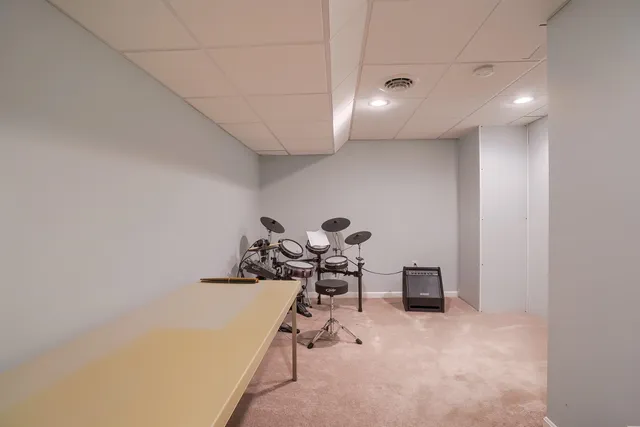 $519,900 | 31 Rosanna Drive, Dover, NH 03820