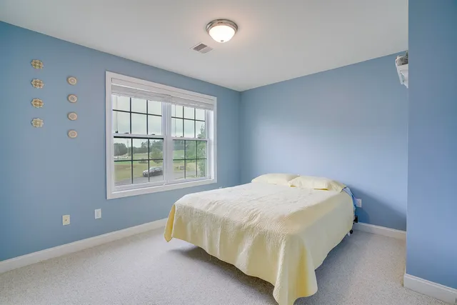 $519,900 | 31 Rosanna Drive, Dover, NH 03820