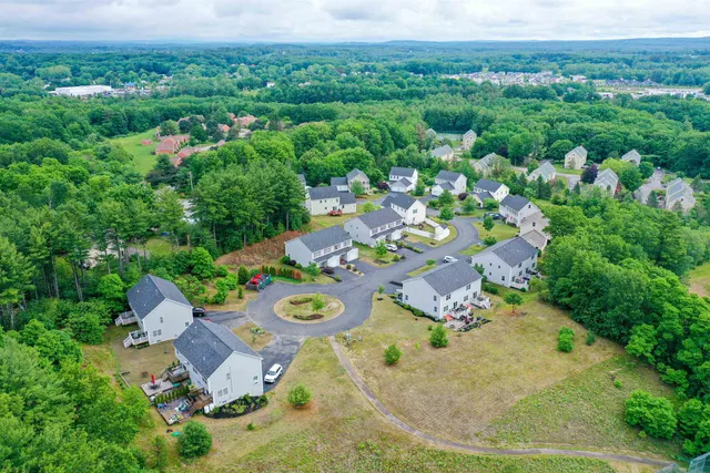 $519,900 | 31 Rosanna Drive, Dover, NH 03820