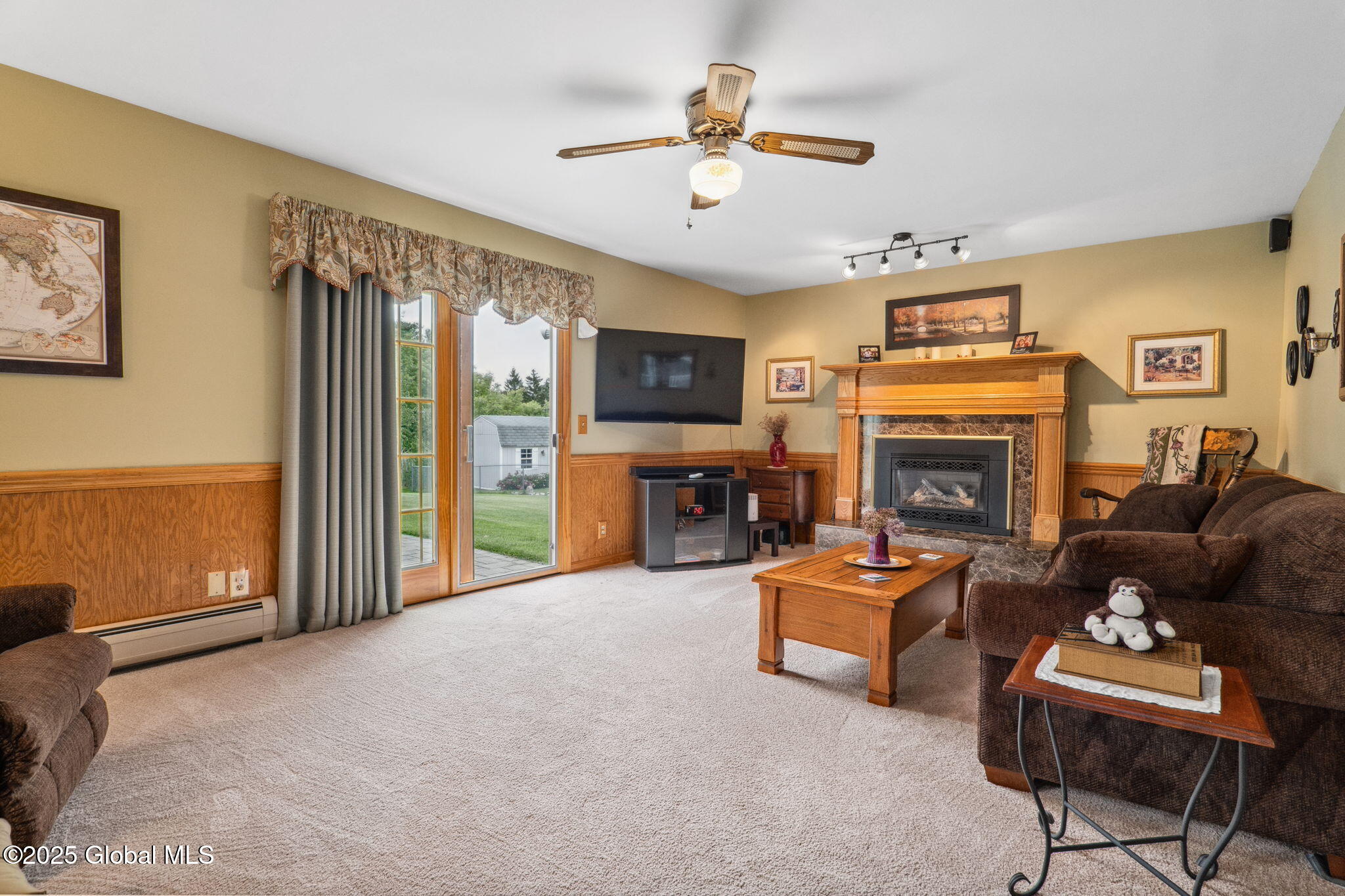 34 Meadowbrook Road Colonie, NY 12189 - Photo 12 of 43 15-34MeadowbrookDr_15