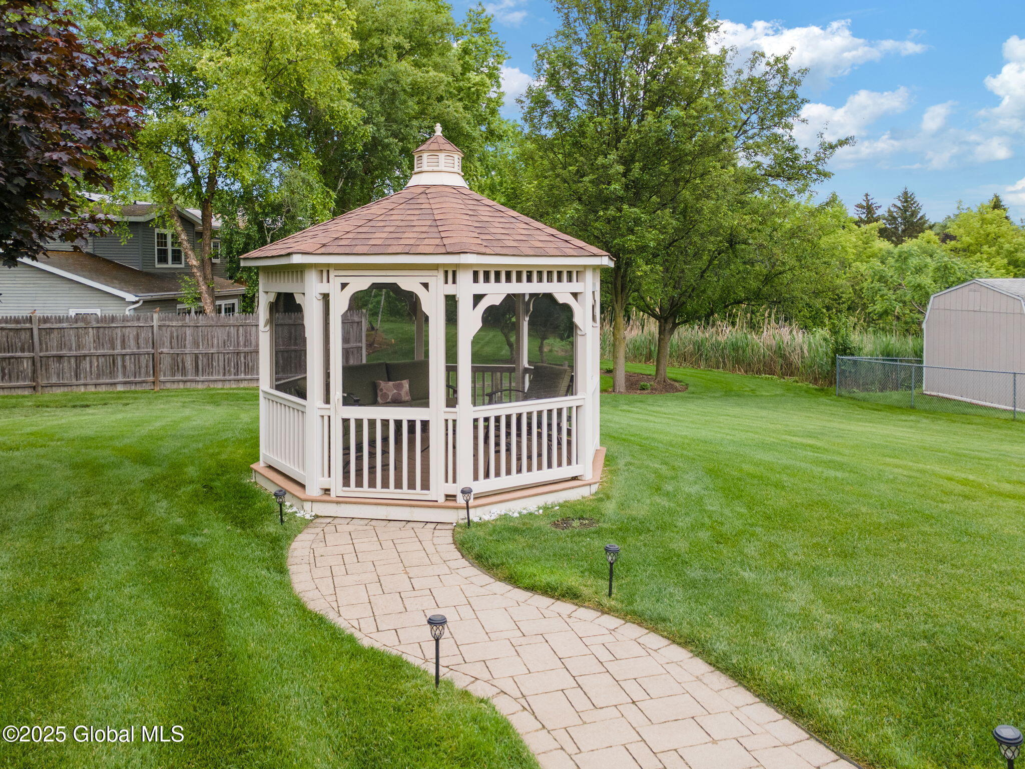 34 Meadowbrook Road Colonie, NY 12189 - Photo 33 of 43 42-34MeadowbrookDr_42